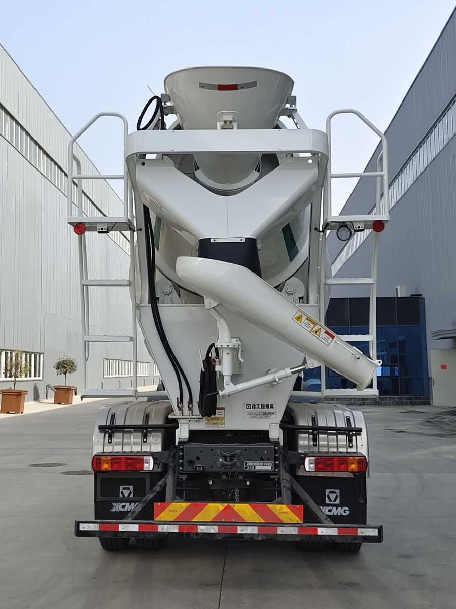 徐工牌XZS5318GJBC1Z7混凝土攪拌運(yùn)輸車公告圖片