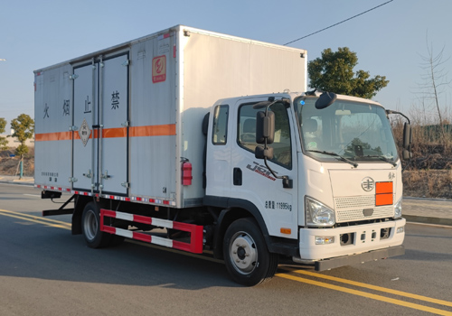专力牌ZLC5120XDQC6毒性气体厢式运输车