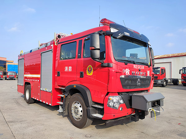 金盛盾牌JDX5190GXFPM80/HT61泡沫消防车