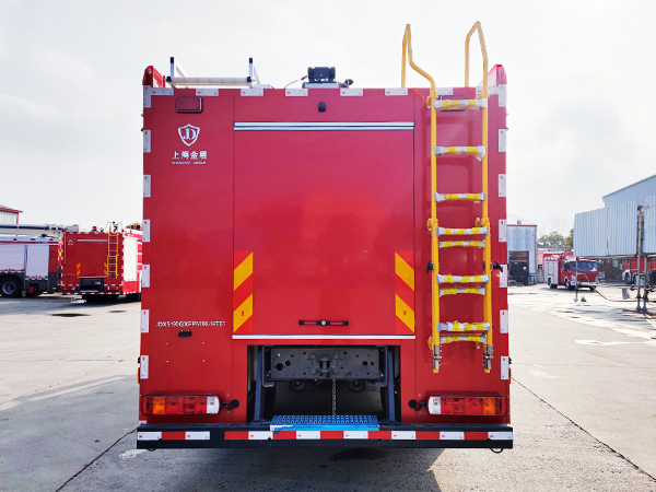 金盛盾牌JDX5190GXFPM80/HT61泡沫消防車公告圖片