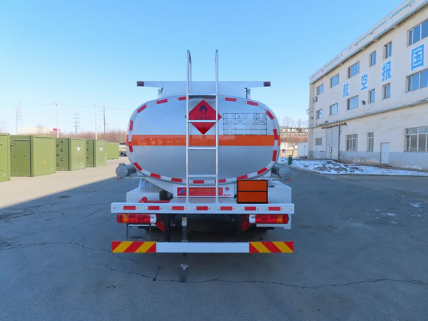 陸平機器牌LPC5180GJYC6加油車公告圖片