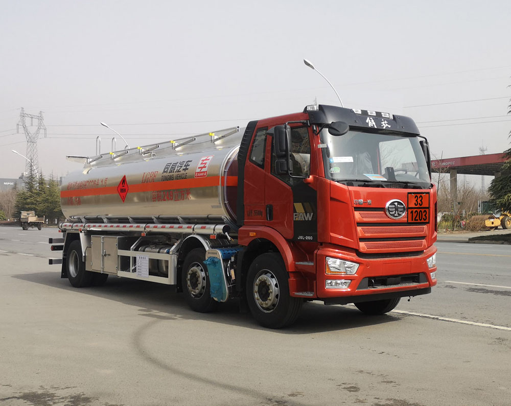 专威牌HTW5264GYYLCAQ6铝合金运油车