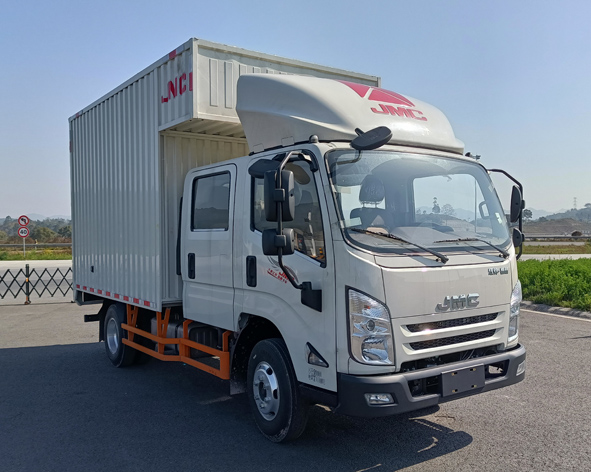 江铃牌JX5043XXYTSGB26厢式运输车