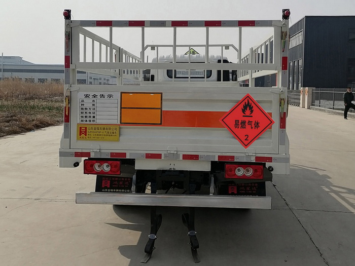 鴻星達(dá)牌SJR5044TQP-6氣瓶運(yùn)輸車公告圖片