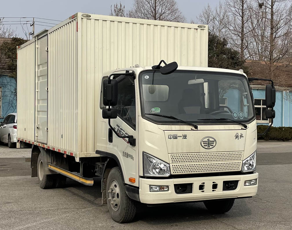 解放牌CA5102XXYP40K62L4E6A84厢式运输车