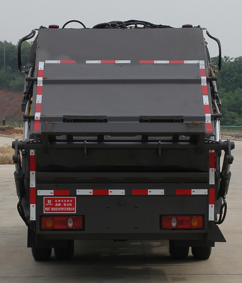凱力風牌KLF5072ZYSE6壓縮式垃圾車公告圖片