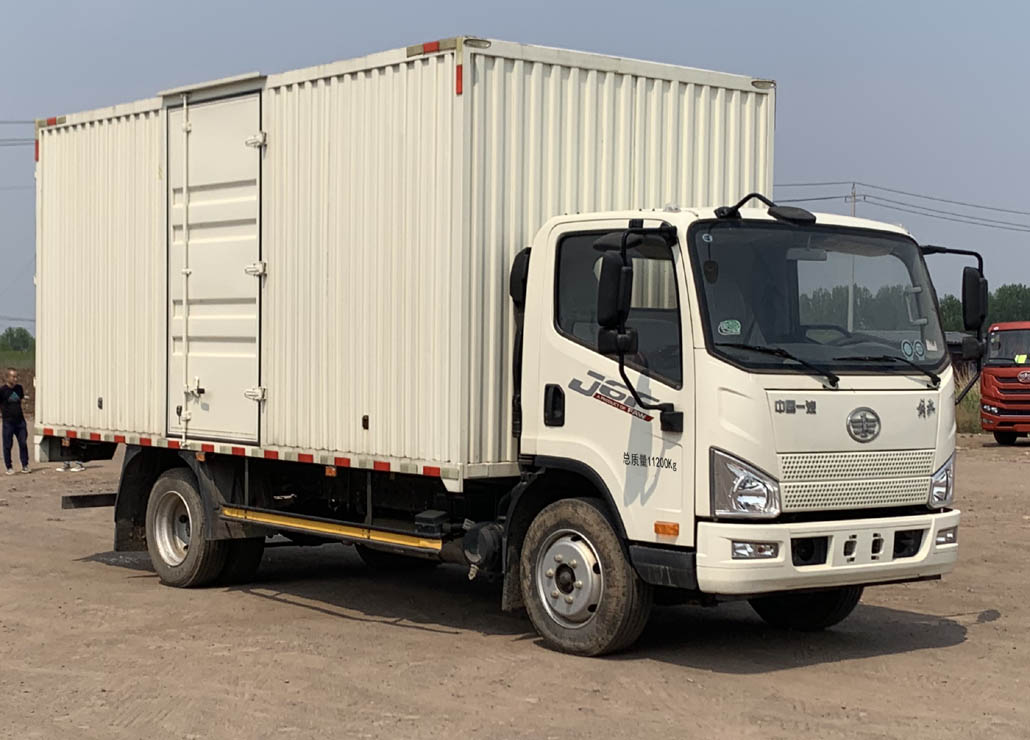 解放牌CA5112XXYP40K59L3E6A84厢式运输车
