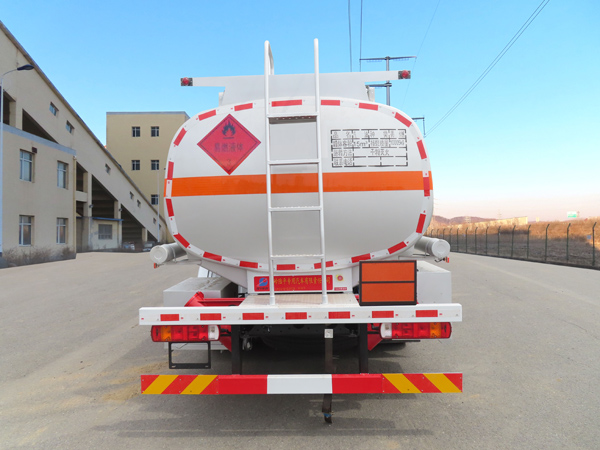 陸平機(jī)器牌LPC5181GJYC6加油車公告圖片