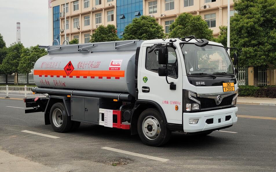 HTT5122GJYEQ6型加油车图片