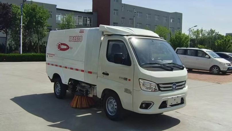 ZTY5033TXSBEV型纯电动洗扫车图片