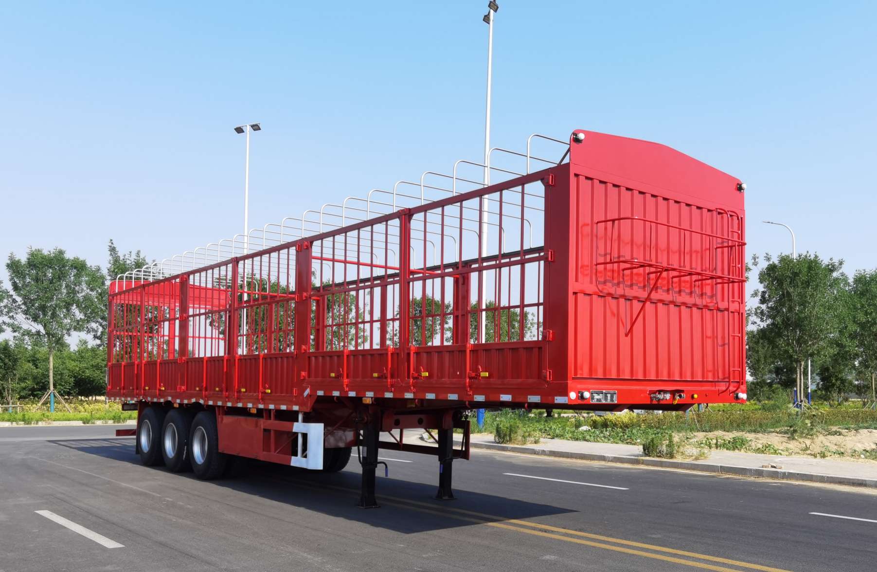 中万牌13米34.5吨3轴仓栅式运输半挂车(GSC9400CCYE)