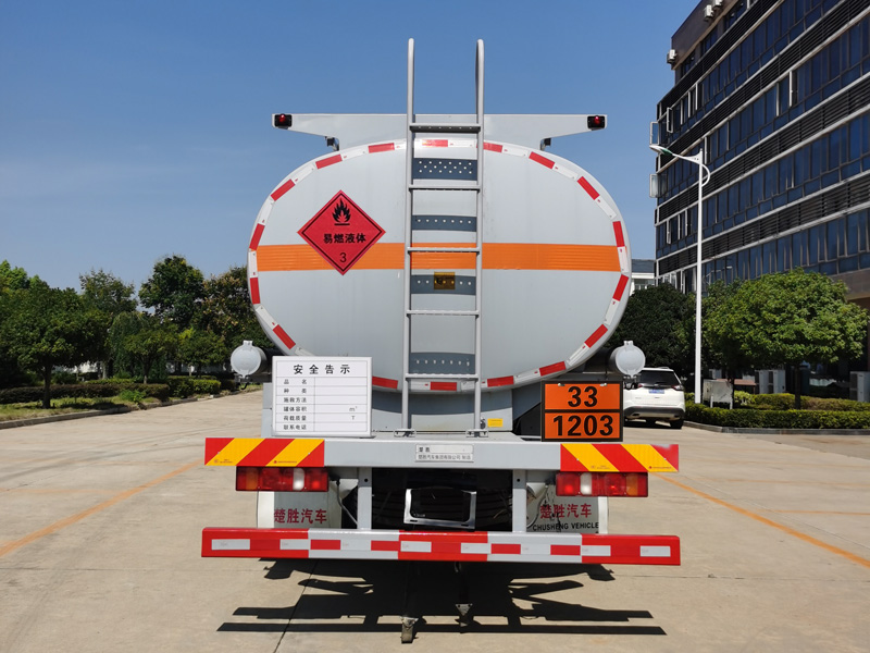 楚勝牌CSC5326GYYZK6運(yùn)油車公告圖片