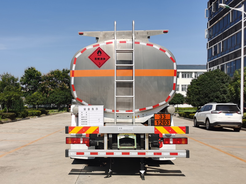 楚勝牌CSC5262GYYLZK6A鋁合金運(yùn)油車公告圖片