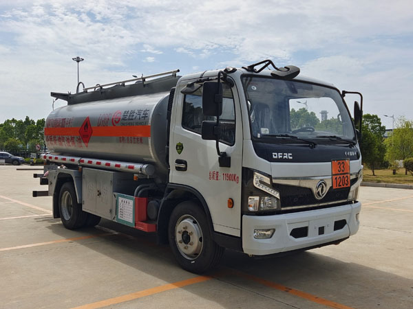 楚勝牌CSC5127GJY6A加油車公告圖片