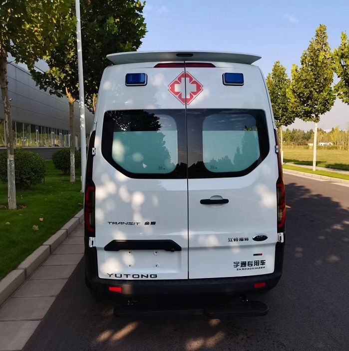 宇通牌ZK5040XJH36H救護車公告圖片