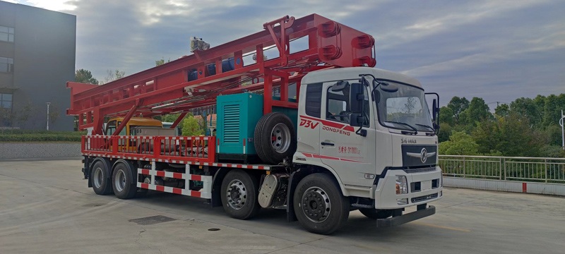 程力威牌CLW5310TZJAYY鉆機(jī)車(chē)