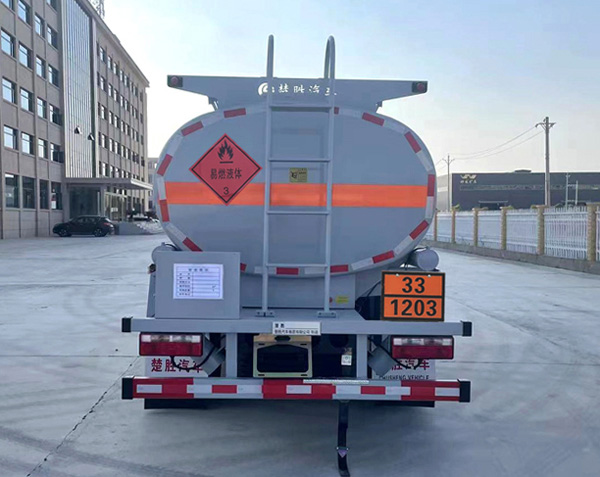 楚勝牌CSC5120GYYCA6A運(yùn)油車(chē)公告圖片