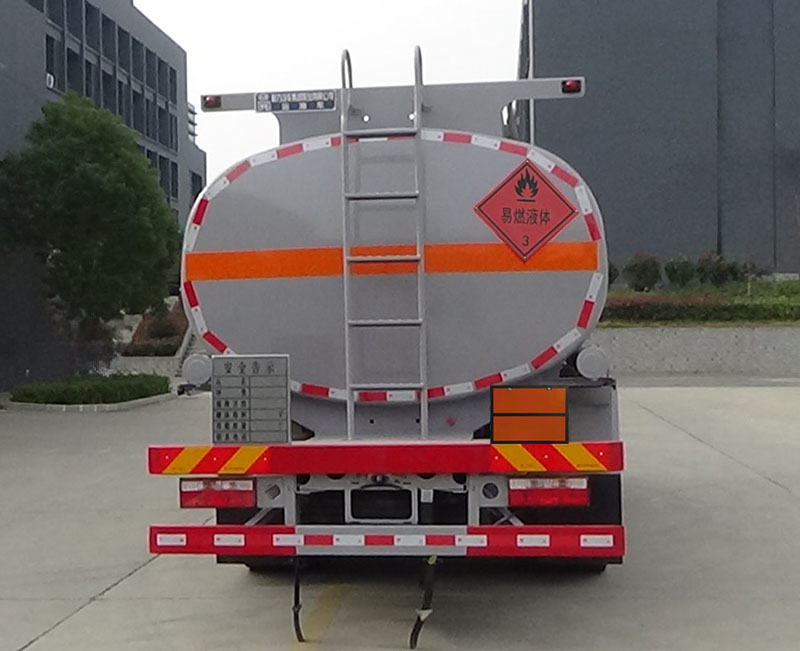 程力牌CL5182GYY6BWG運(yùn)油車公告圖片