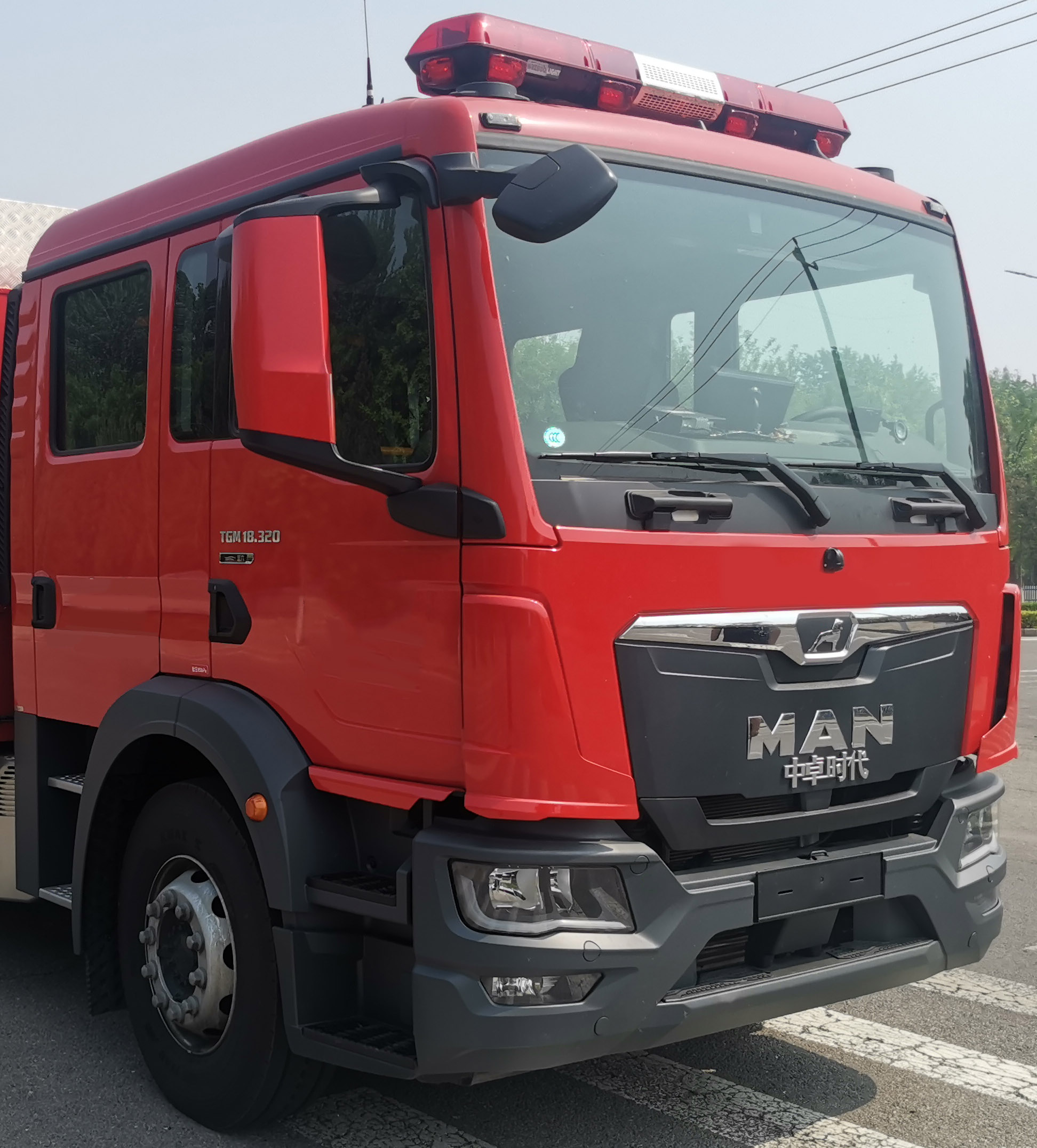 中卓時(shí)代牌ZXF5171GXFSG60/M6水罐消防車公告圖片