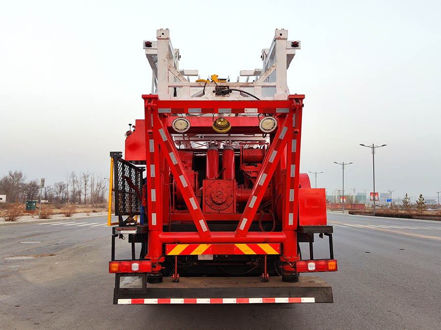 專致牌YZZ5460TXJ修井機(jī)公告圖片