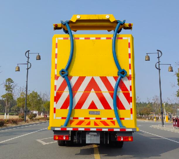 大隨興牌XDY5120TFZE6防撞緩沖車公告圖片