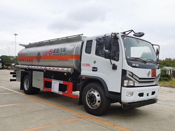 CSC5180GYY6A型運(yùn)油車圖片