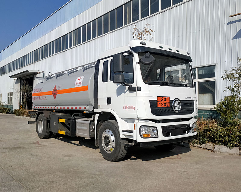 榮駿達(dá)牌HHX5181GJYSX6加油車