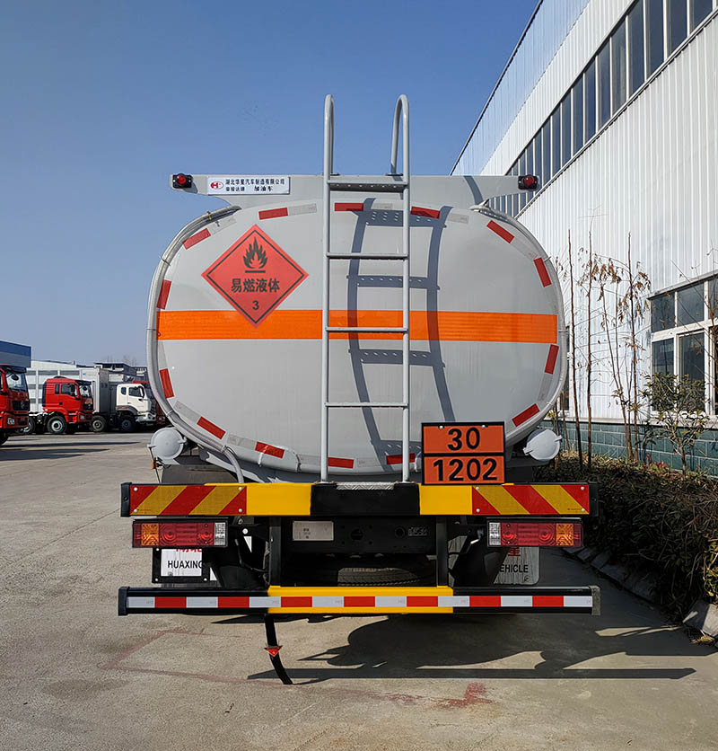 榮駿達(dá)牌HHX5181GJYSX6加油車公告圖片