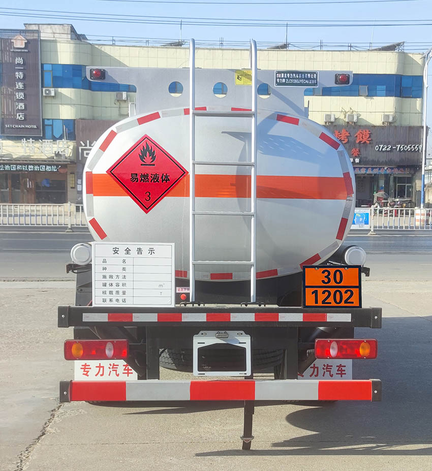 專力牌ZLC5126GJYECA6加油車公告圖片