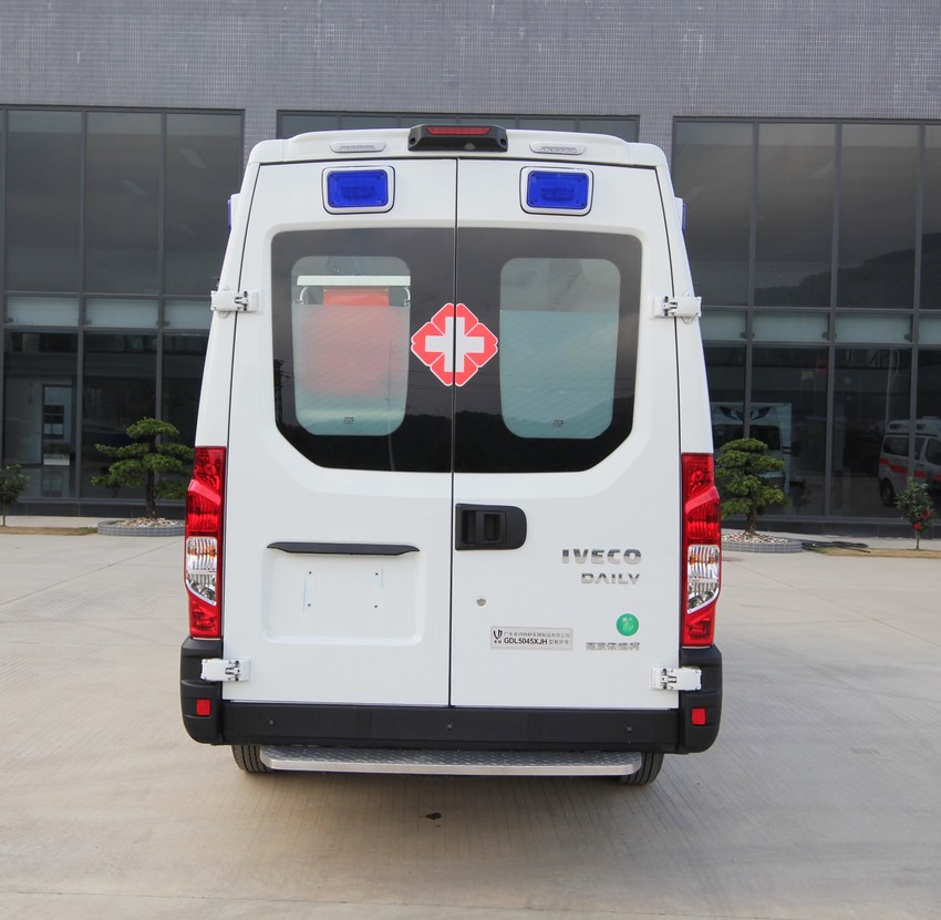來納牌GDL5045XJH救護(hù)車公告圖片