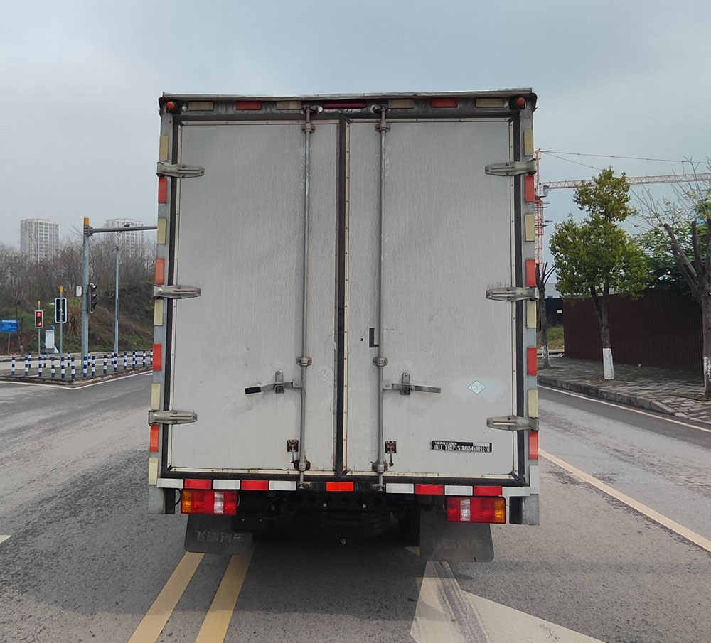 飛碟牌FD5038XXYW16K6-NG1廂式運(yùn)輸車公告圖片