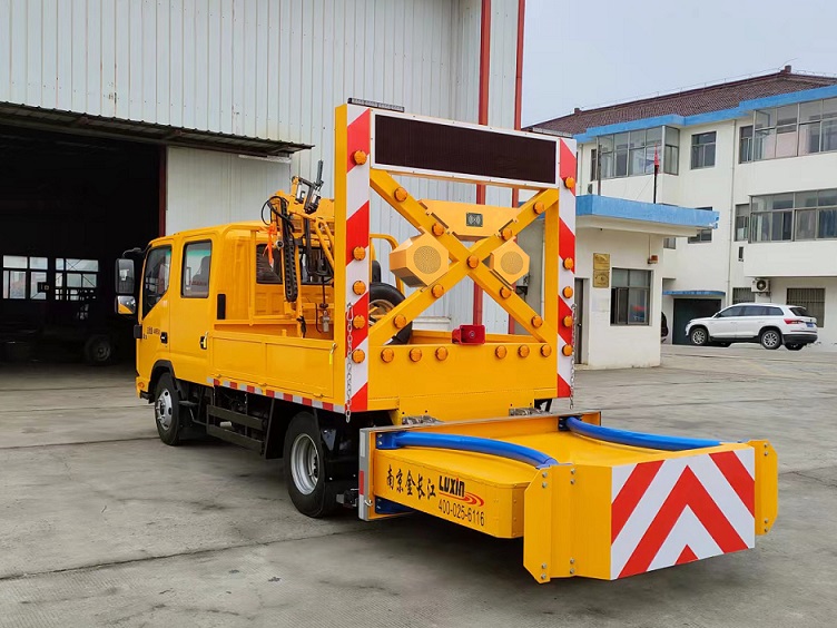 路鑫牌NJJ5041TFZ6防撞緩沖車公告圖片