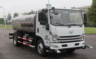 洒水车