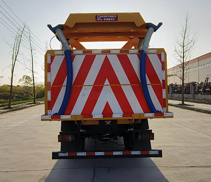 齊東方牌CLD5040TFZQL6防撞緩沖車公告圖片