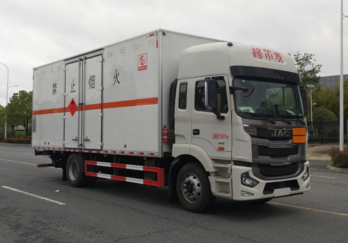 專力牌ZLC5181XRQH6易燃?xì)怏w廂式運(yùn)輸車公告圖片