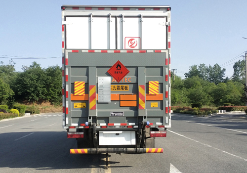 專力牌ZLC5181XRQH6易燃?xì)怏w廂式運(yùn)輸車公告圖片