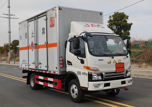 專力牌ZLC5045XRGH6易燃固體廂式運(yùn)輸車