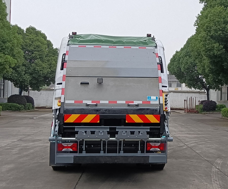 三聯(lián)牌YSY5181ZYSBEV純電動壓縮式垃圾車公告圖片