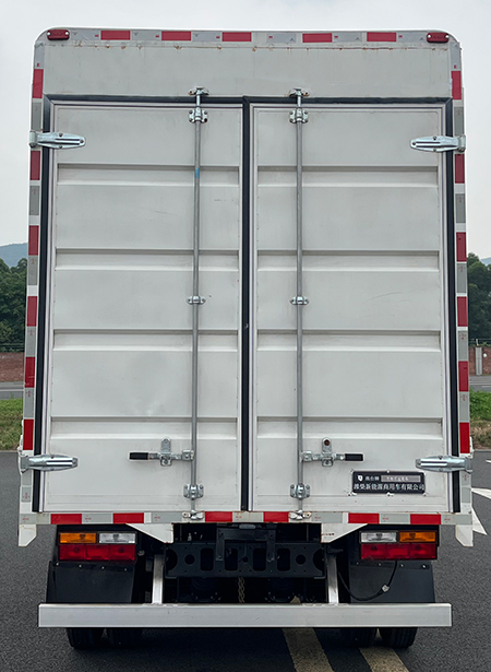 燕臺牌YTQ5041CCYKK333-1倉柵式運(yùn)輸車公告圖片