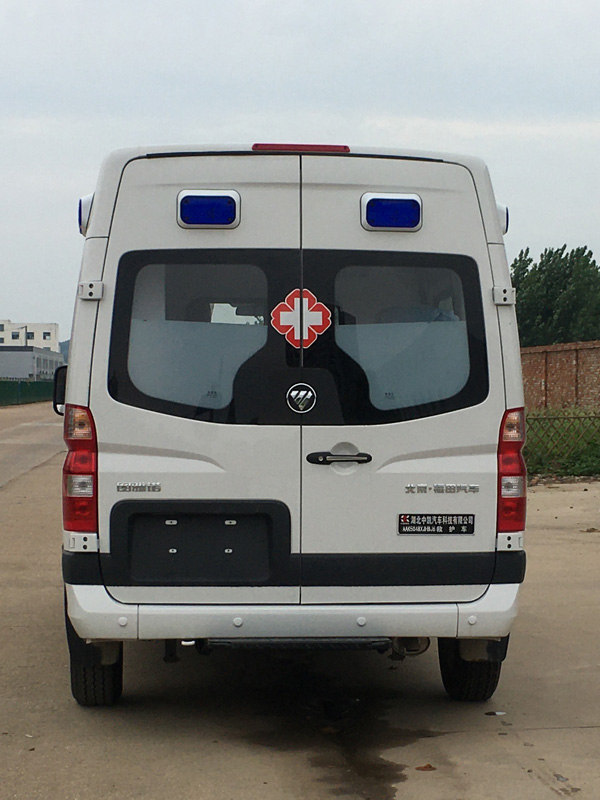 中星凱悅牌AAK5048XJHBJ6救護(hù)車公告圖片