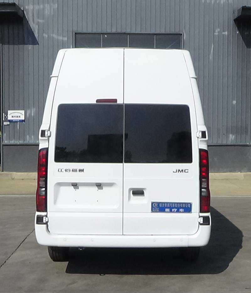 程力威牌CLW5040XYLAJZ醫(yī)療車公告圖片