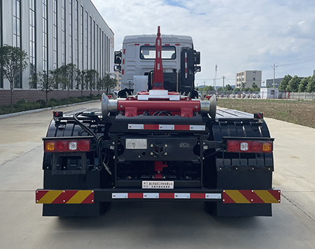 帝王環(huán)衛(wèi)牌HDW5317ZXXS6車廂可卸式垃圾車公告圖片