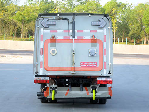 龍牧雙星牌LMX5040TWQEQ6道路污染清除車公告圖片