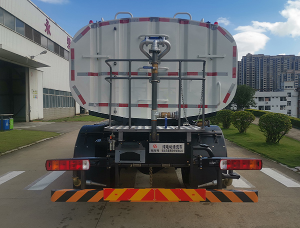 福龍馬牌FLM5181GQXYJBEVS純電動(dòng)清洗車公告圖片