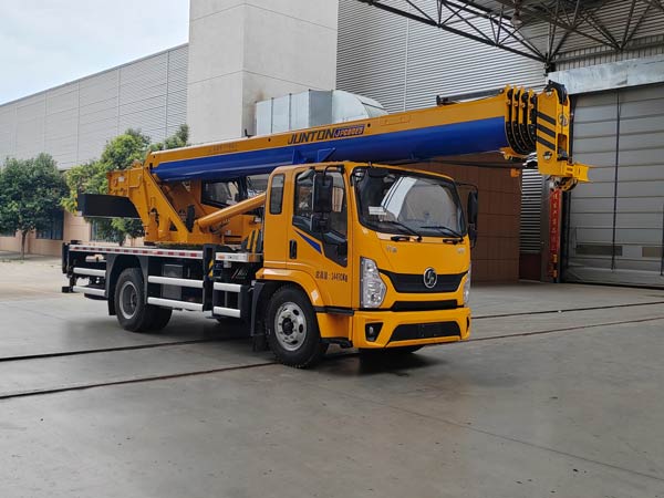 駿通牌JF5147JQZ8E5汽車起重機(jī)