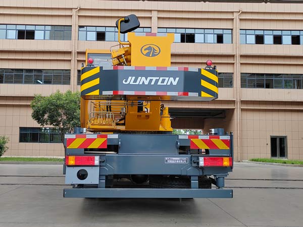 駿通牌JF5147JQZ8E5汽車起重機公告圖片