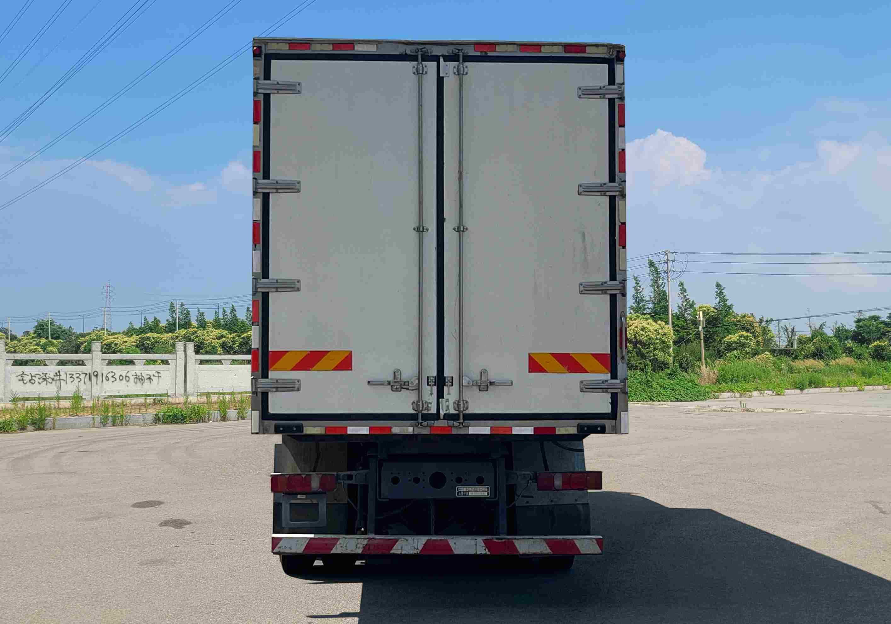 汕德卡牌ZZ5316XLCY466HF1冷藏車公告圖片