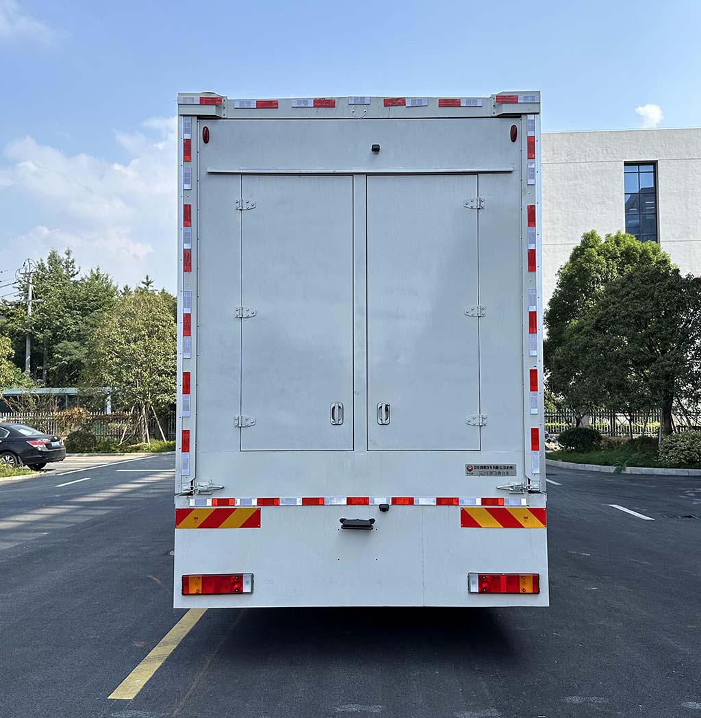 中汽牌ZQZ5183XWTD6舞臺(tái)車公告圖片