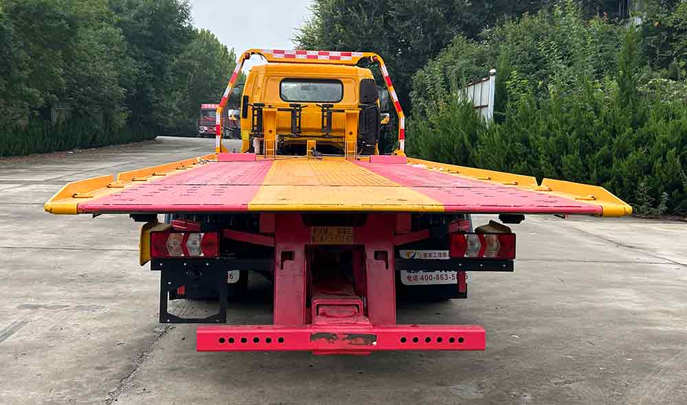 聊工牌HTL5120TQZ-HFC清障車(chē)公告圖片