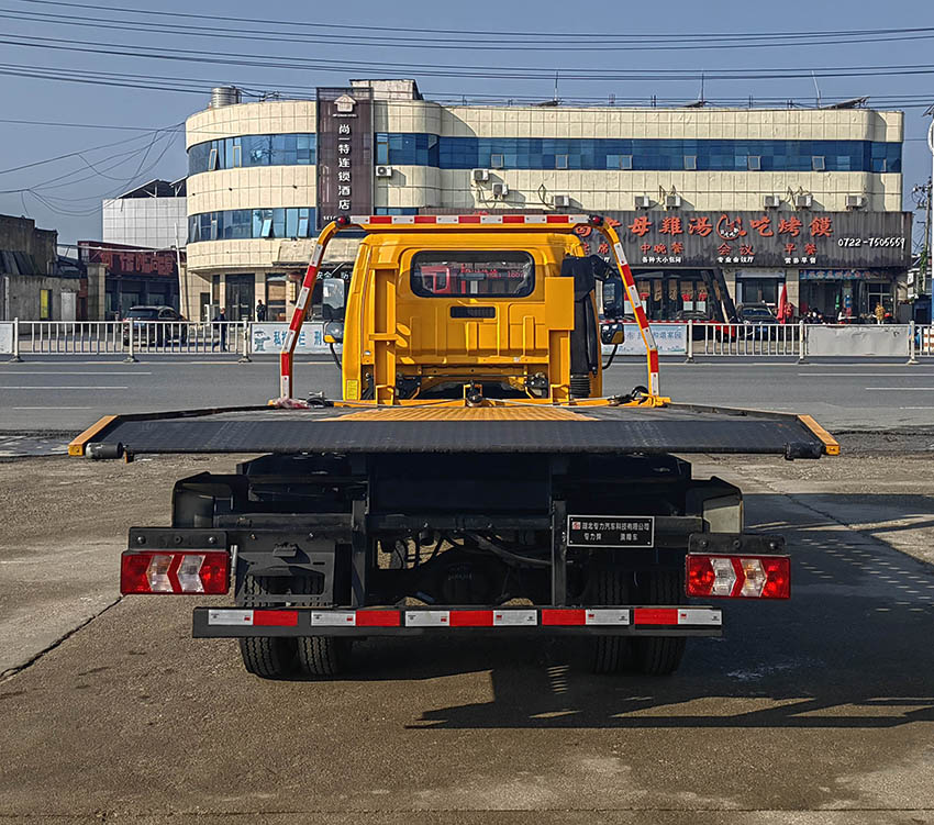 專力牌ZLC5047TQZH6清障車公告圖片